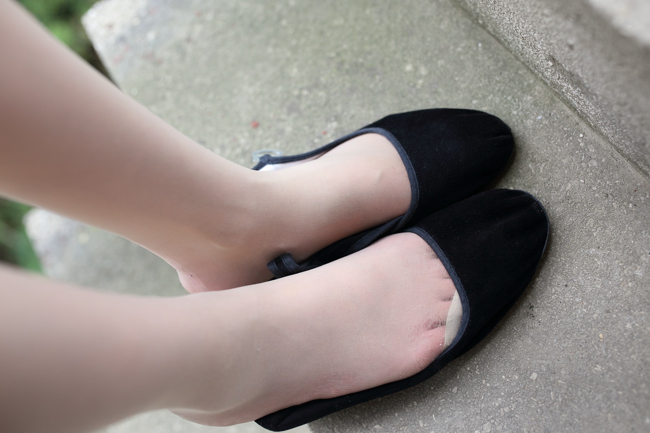 图片[15]-大西瓜爱牙膏-早期作品-S036 碎花裙少女 [152P] – 速更版-美库