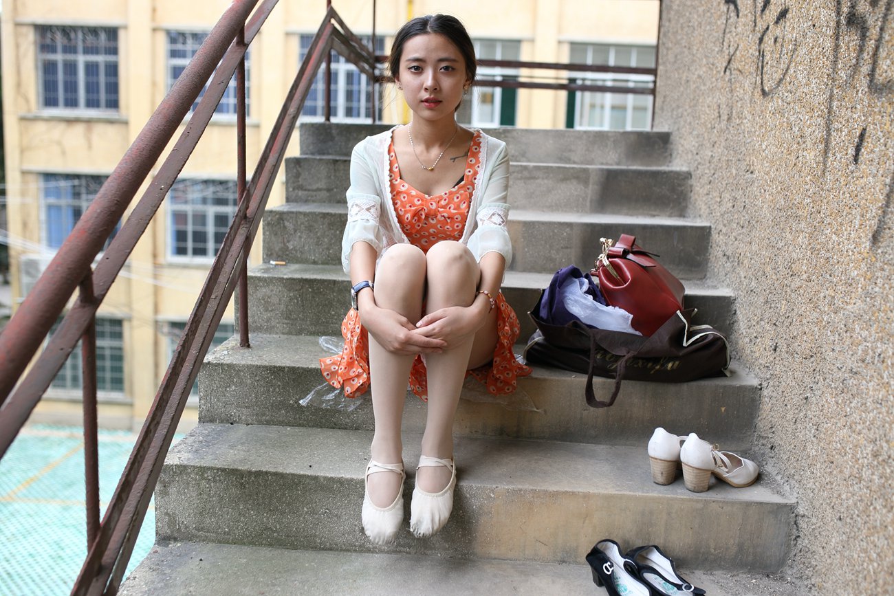 图片[52]-大西瓜爱牙膏-早期作品-S036 碎花裙少女 [152P] – 速更版-美库