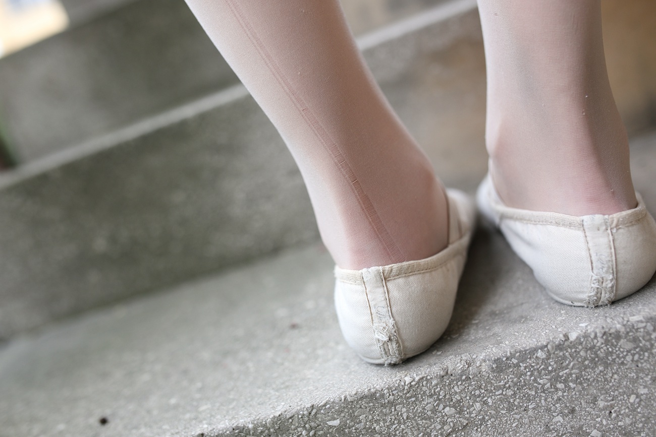 图片[58]-大西瓜爱牙膏-早期作品-S036 碎花裙少女 [152P] – 速更版-美库