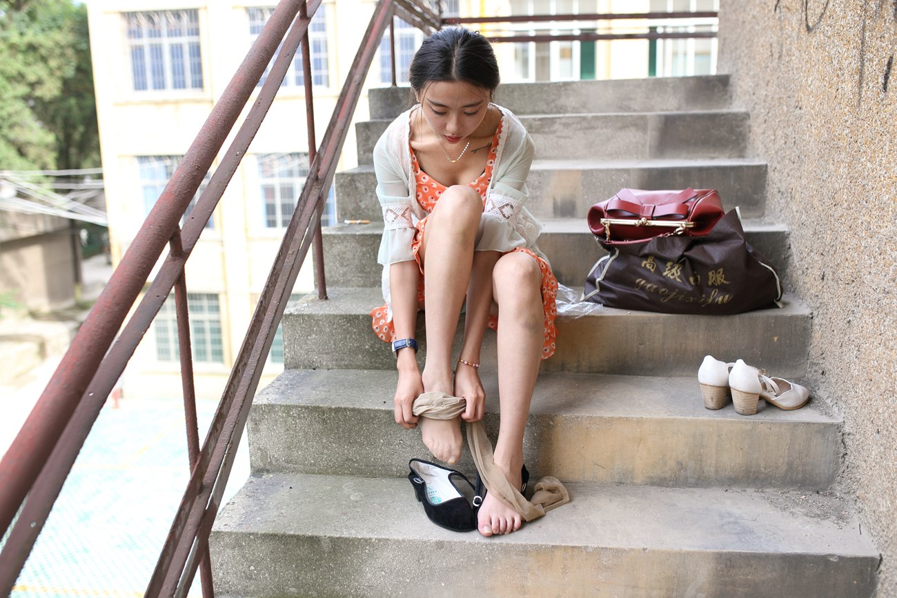 图片[77]-大西瓜爱牙膏-早期作品-S036 碎花裙少女 [152P] – 速更版-美库