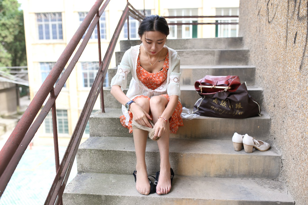 图片[86]-大西瓜爱牙膏-早期作品-S036 碎花裙少女 [152P] – 速更版-美库