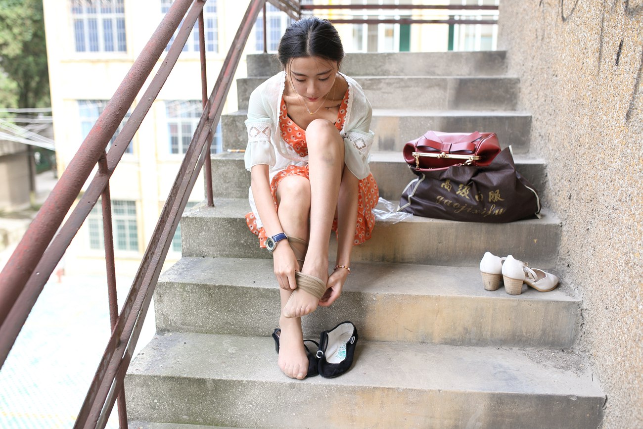 图片[87]-大西瓜爱牙膏-早期作品-S036 碎花裙少女 [152P] – 速更版-美库