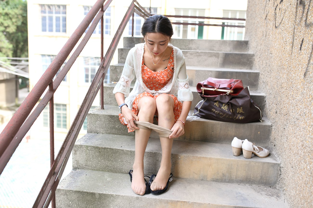 图片[90]-大西瓜爱牙膏-早期作品-S036 碎花裙少女 [152P] – 速更版-美库