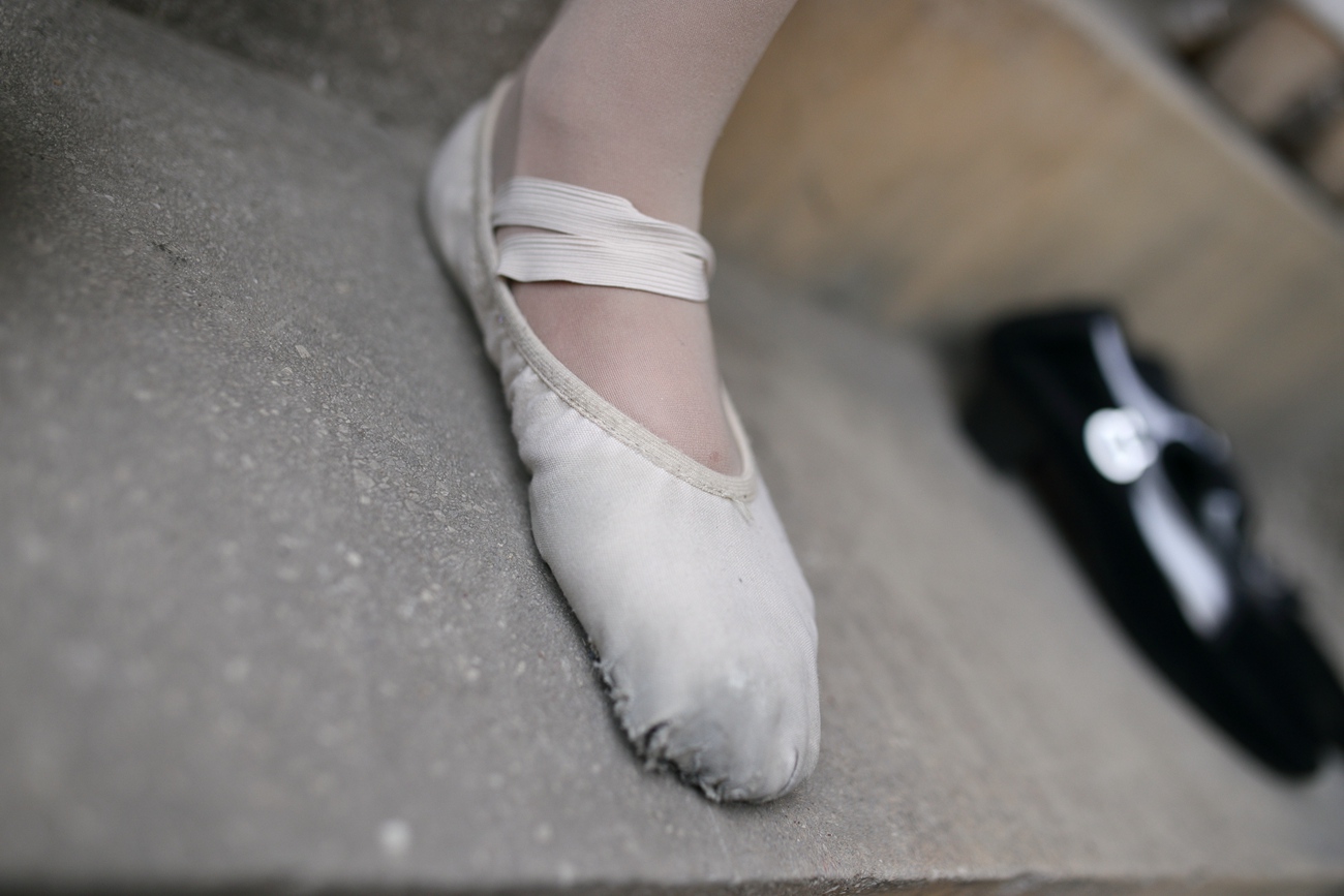 图片[128]-大西瓜爱牙膏-早期作品-S036 碎花裙少女 [152P] – 速更版-美库