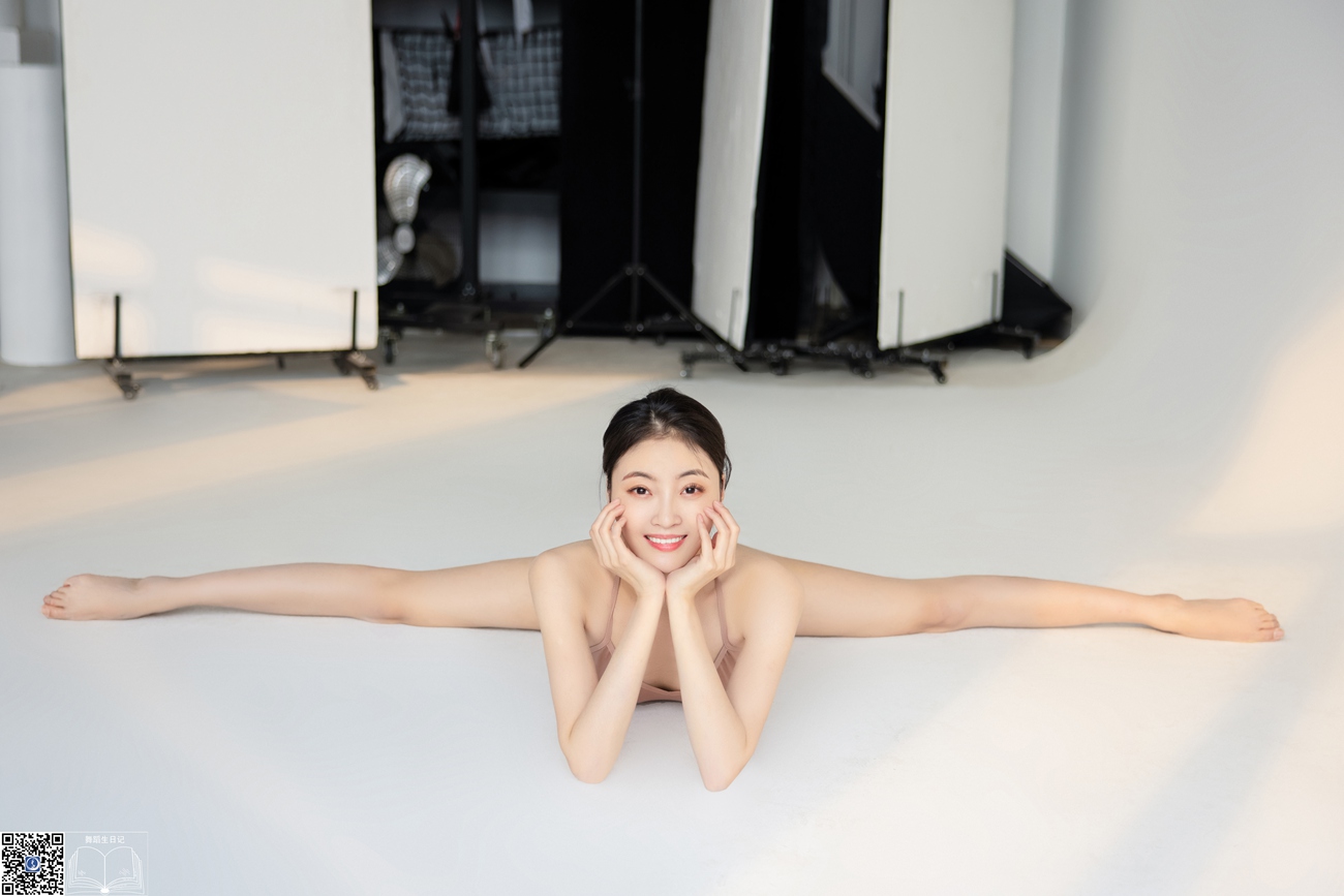 图片[41]-[GALLI嘉丽]舞蹈生日记 001 – 毛毛[54P] – 速更版-美库