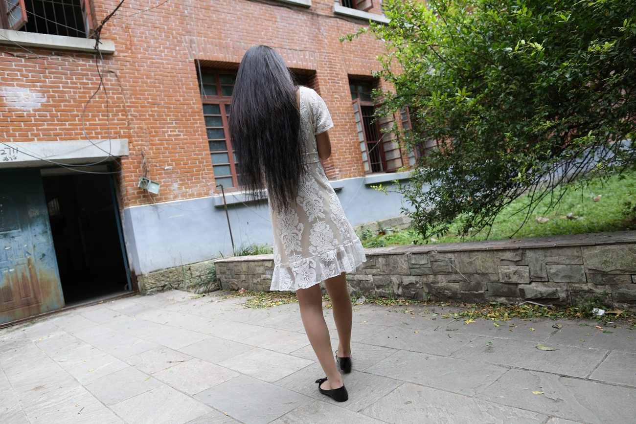 图片[17]-大西瓜爱牙膏-早期作品-S042 连衣裙 [481P] – 速更版-美库