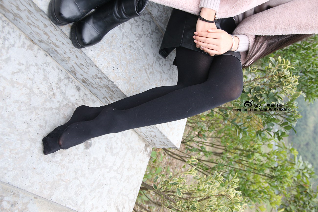 图片[23]-大西瓜爱牙膏-早期作品-S043  黑丝 [350P] – 速更版-美库