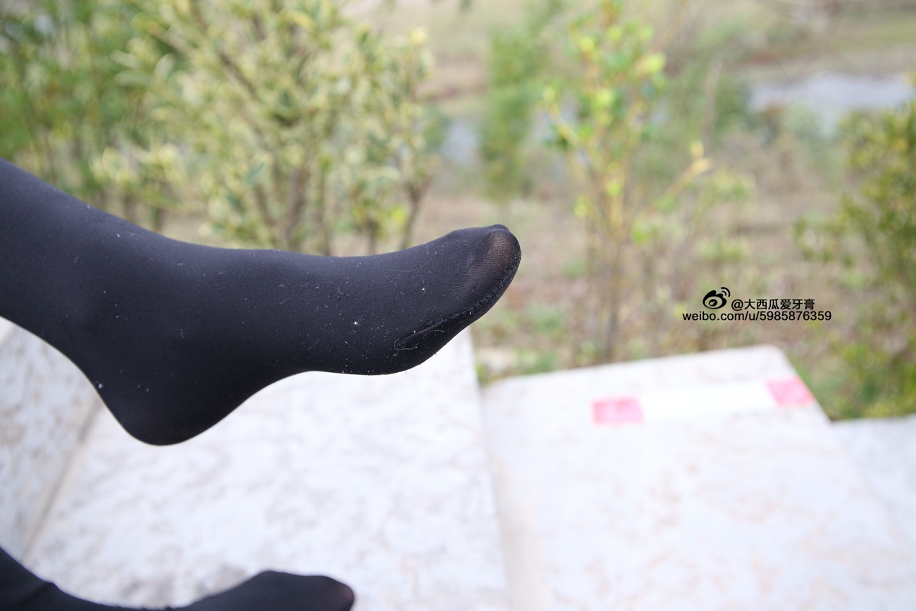 图片[35]-大西瓜爱牙膏-早期作品-S043  黑丝 [350P] – 速更版-美库