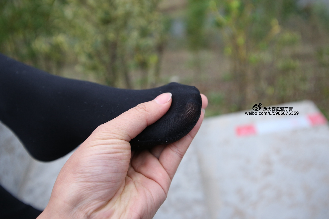 图片[36]-大西瓜爱牙膏-早期作品-S043  黑丝 [350P] – 速更版-美库