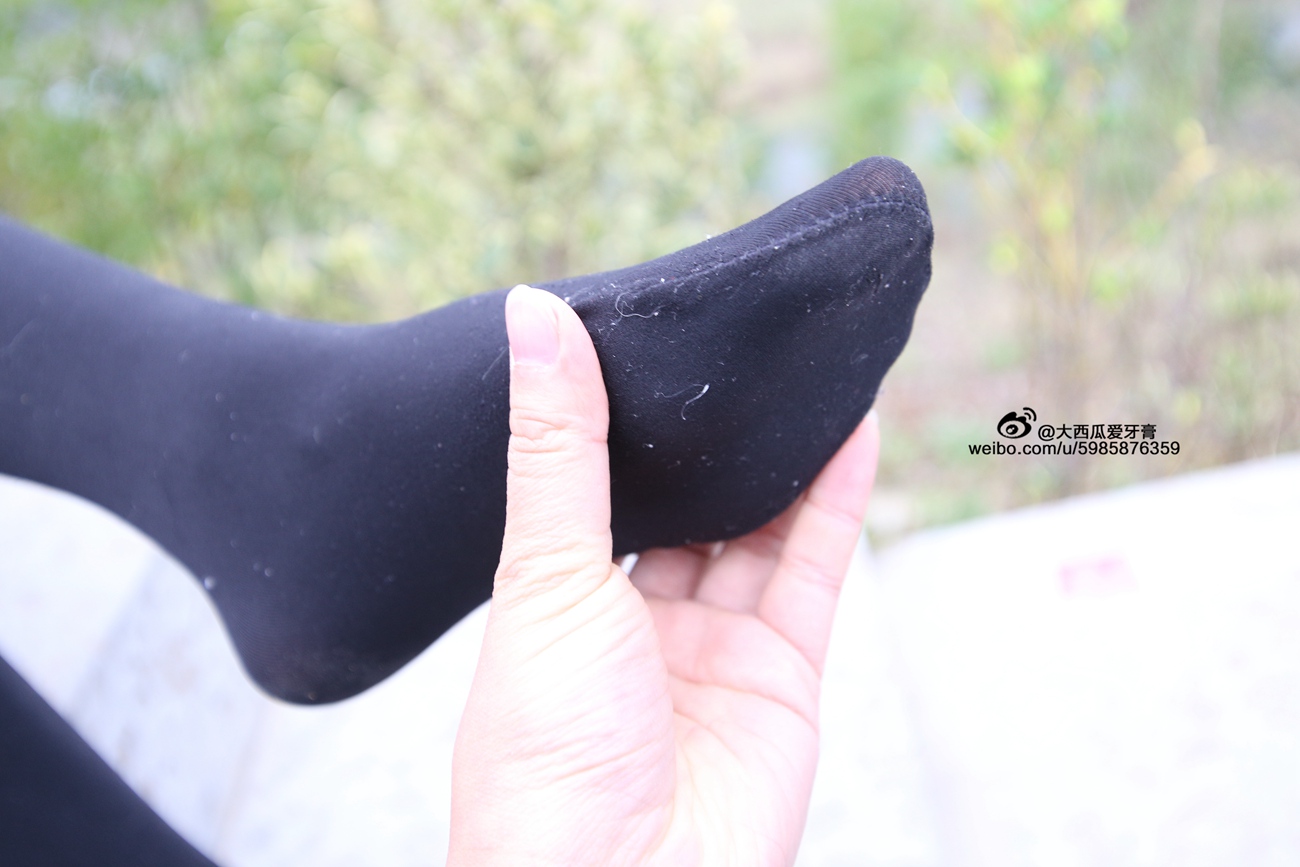 图片[38]-大西瓜爱牙膏-早期作品-S043  黑丝 [350P] – 速更版-美库