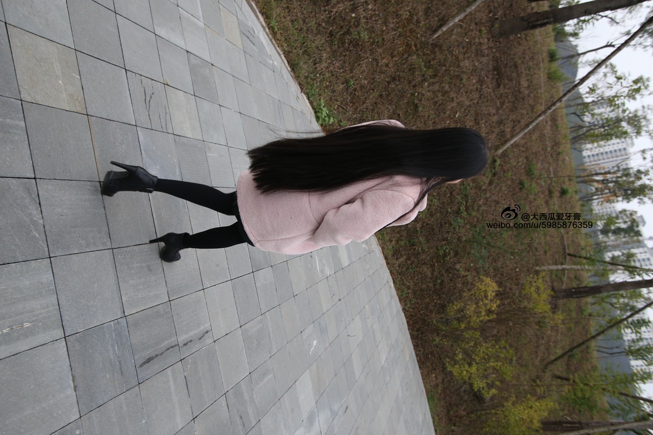 图片[52]-大西瓜爱牙膏-早期作品-S043  黑丝 [350P] – 速更版-美库