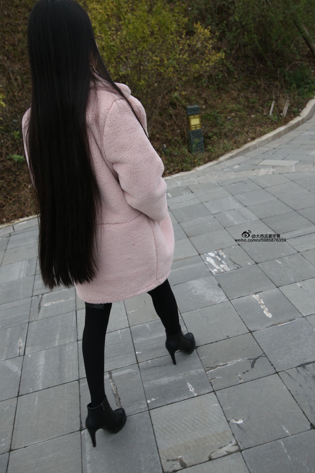 图片[59]-大西瓜爱牙膏-早期作品-S043  黑丝 [350P] – 速更版-美库