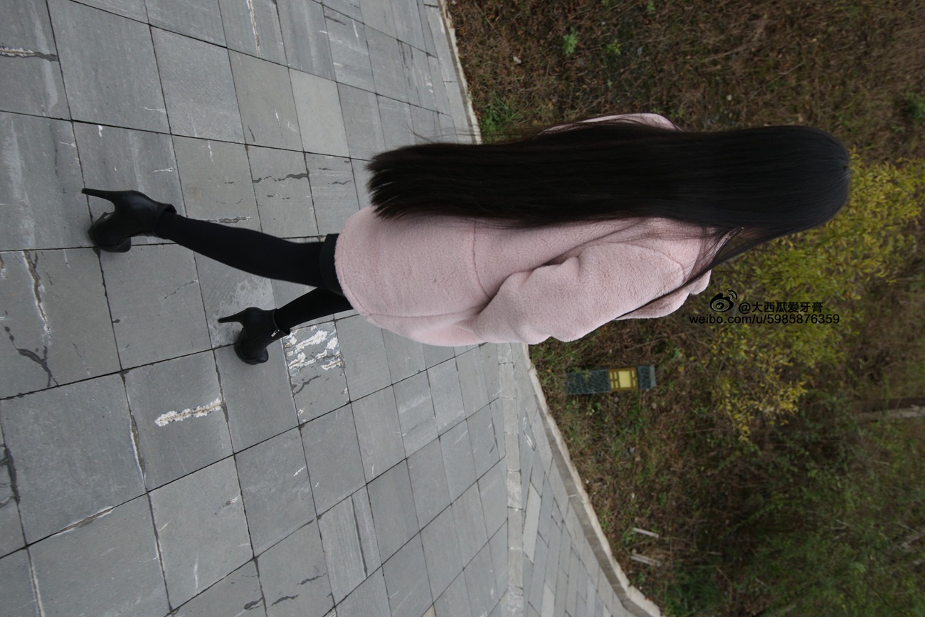 图片[60]-大西瓜爱牙膏-早期作品-S043  黑丝 [350P] – 速更版-美库