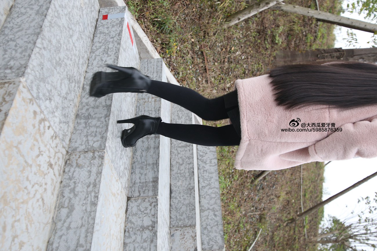 图片[69]-大西瓜爱牙膏-早期作品-S043  黑丝 [350P] – 速更版-美库