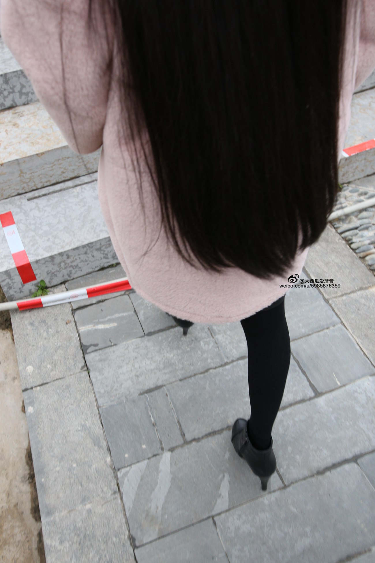 图片[72]-大西瓜爱牙膏-早期作品-S043  黑丝 [350P] – 速更版-美库