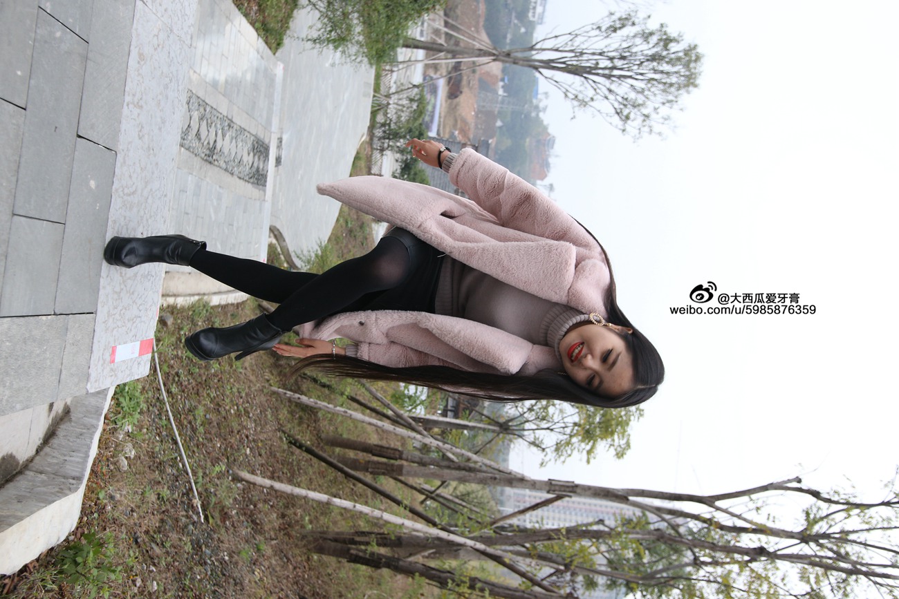 图片[85]-大西瓜爱牙膏-早期作品-S043  黑丝 [350P] – 速更版-美库