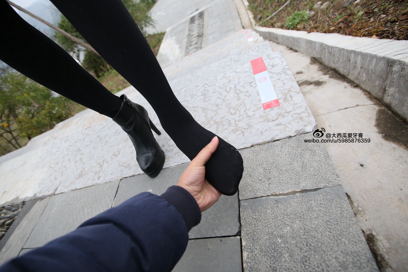 图片[110]-大西瓜爱牙膏-早期作品-S043  黑丝 [350P] – 速更版-美库