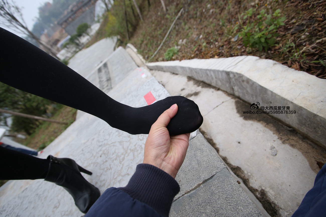 图片[111]-大西瓜爱牙膏-早期作品-S043  黑丝 [350P] – 速更版-美库