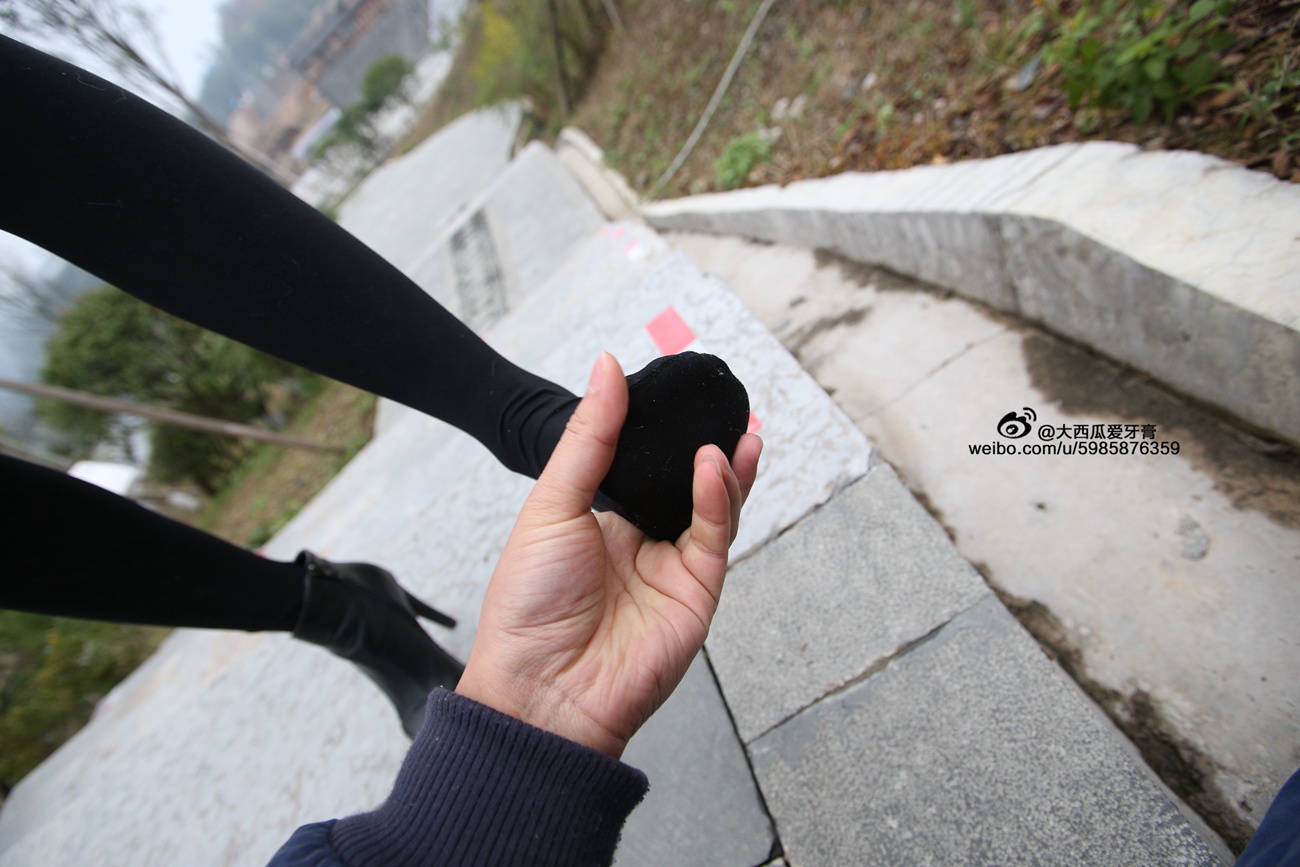 图片[114]-大西瓜爱牙膏-早期作品-S043  黑丝 [350P] – 速更版-美库