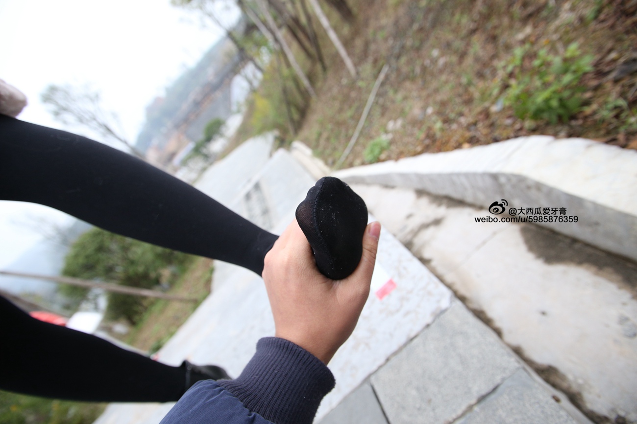 图片[115]-大西瓜爱牙膏-早期作品-S043  黑丝 [350P] – 速更版-美库