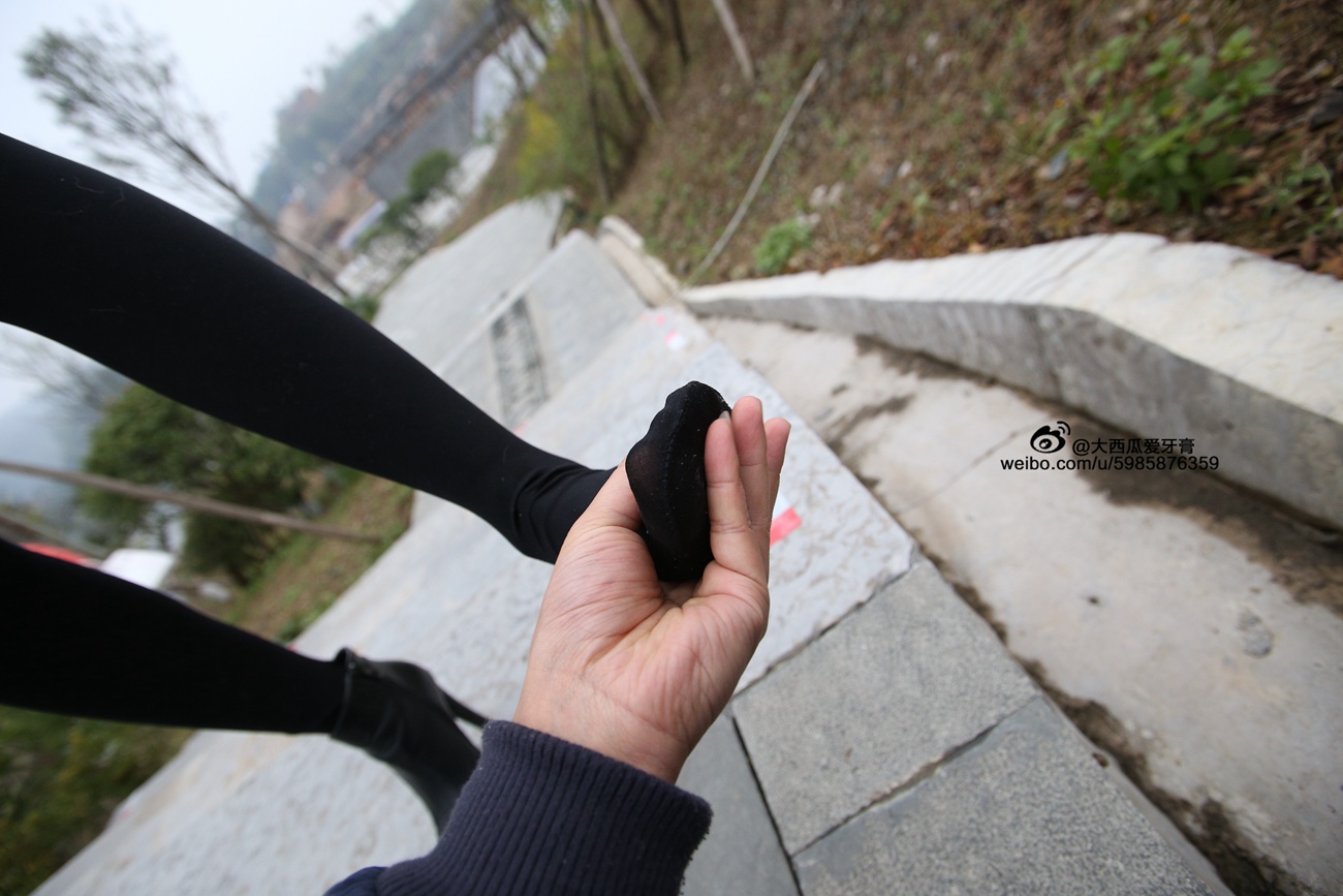 图片[116]-大西瓜爱牙膏-早期作品-S043  黑丝 [350P] – 速更版-美库