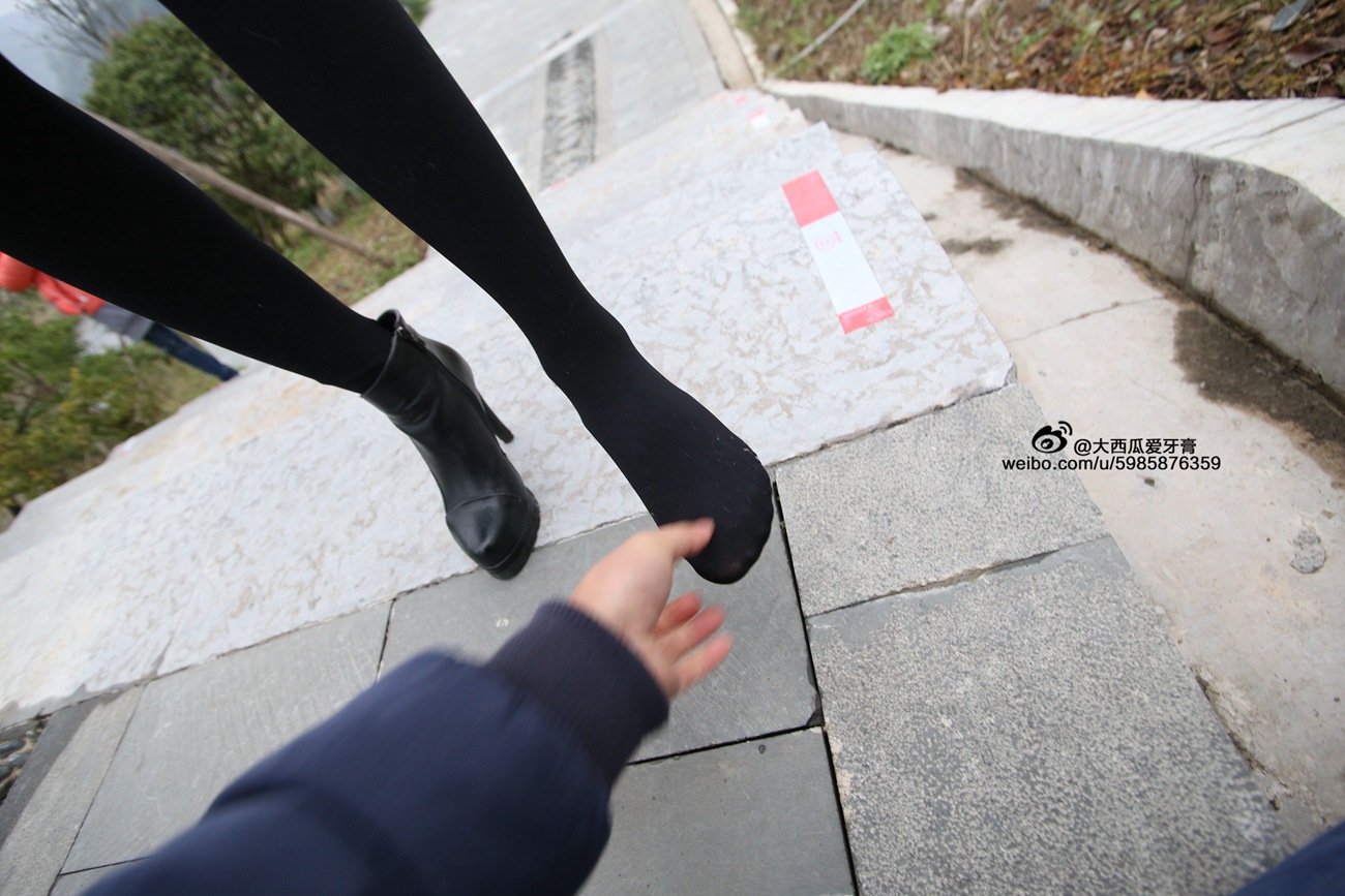 图片[124]-大西瓜爱牙膏-早期作品-S043  黑丝 [350P] – 速更版-美库