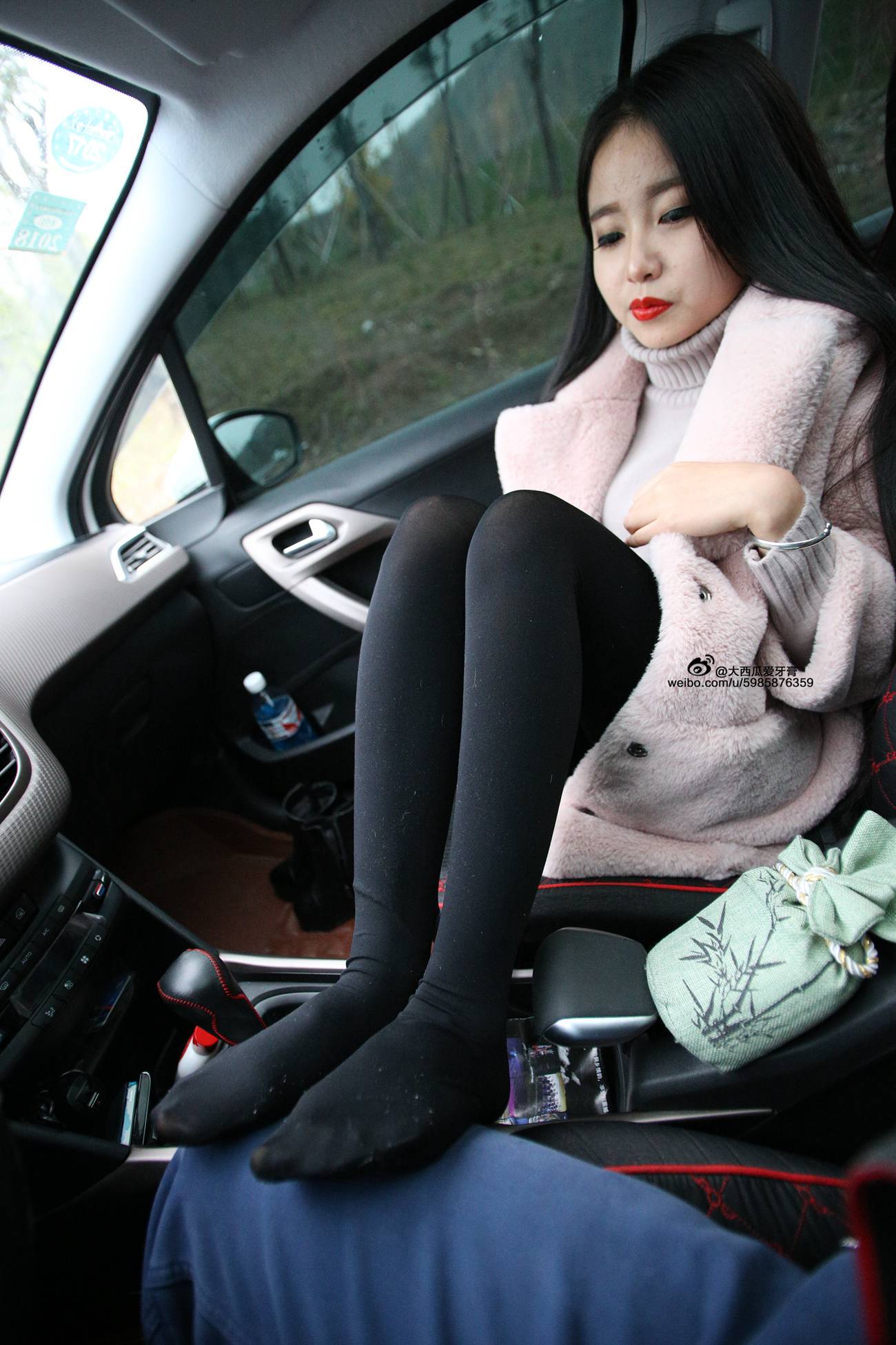 图片[213]-大西瓜爱牙膏-早期作品-S043  黑丝 [350P] – 速更版-美库