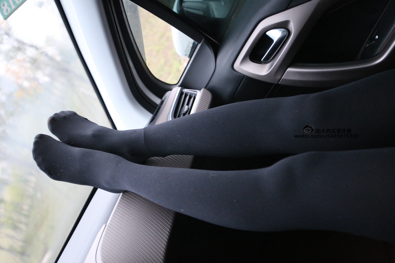 图片[286]-大西瓜爱牙膏-早期作品-S043  黑丝 [350P] – 速更版-美库