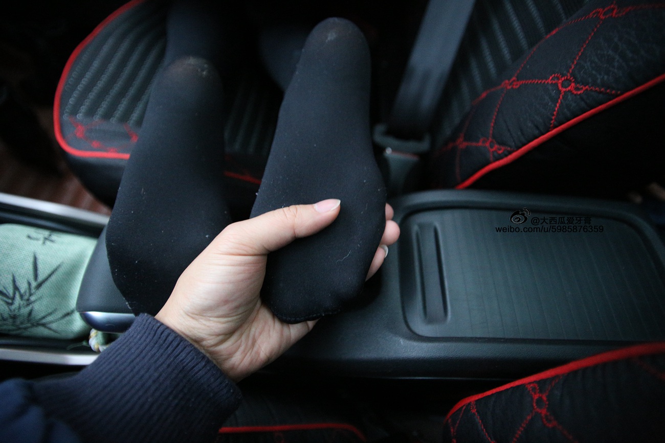 图片[296]-大西瓜爱牙膏-早期作品-S043  黑丝 [350P] – 速更版-美库