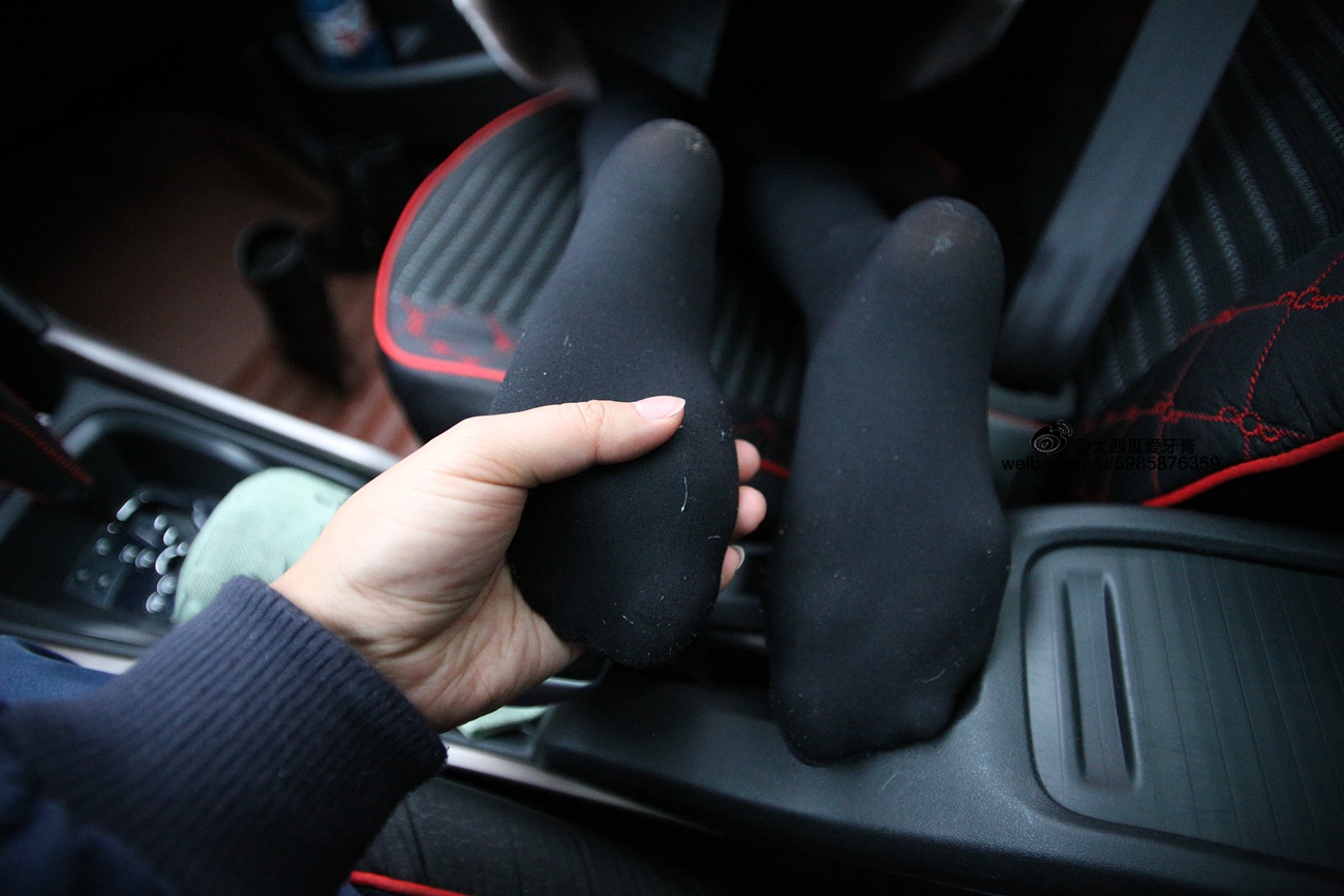 图片[300]-大西瓜爱牙膏-早期作品-S043  黑丝 [350P] – 速更版-美库