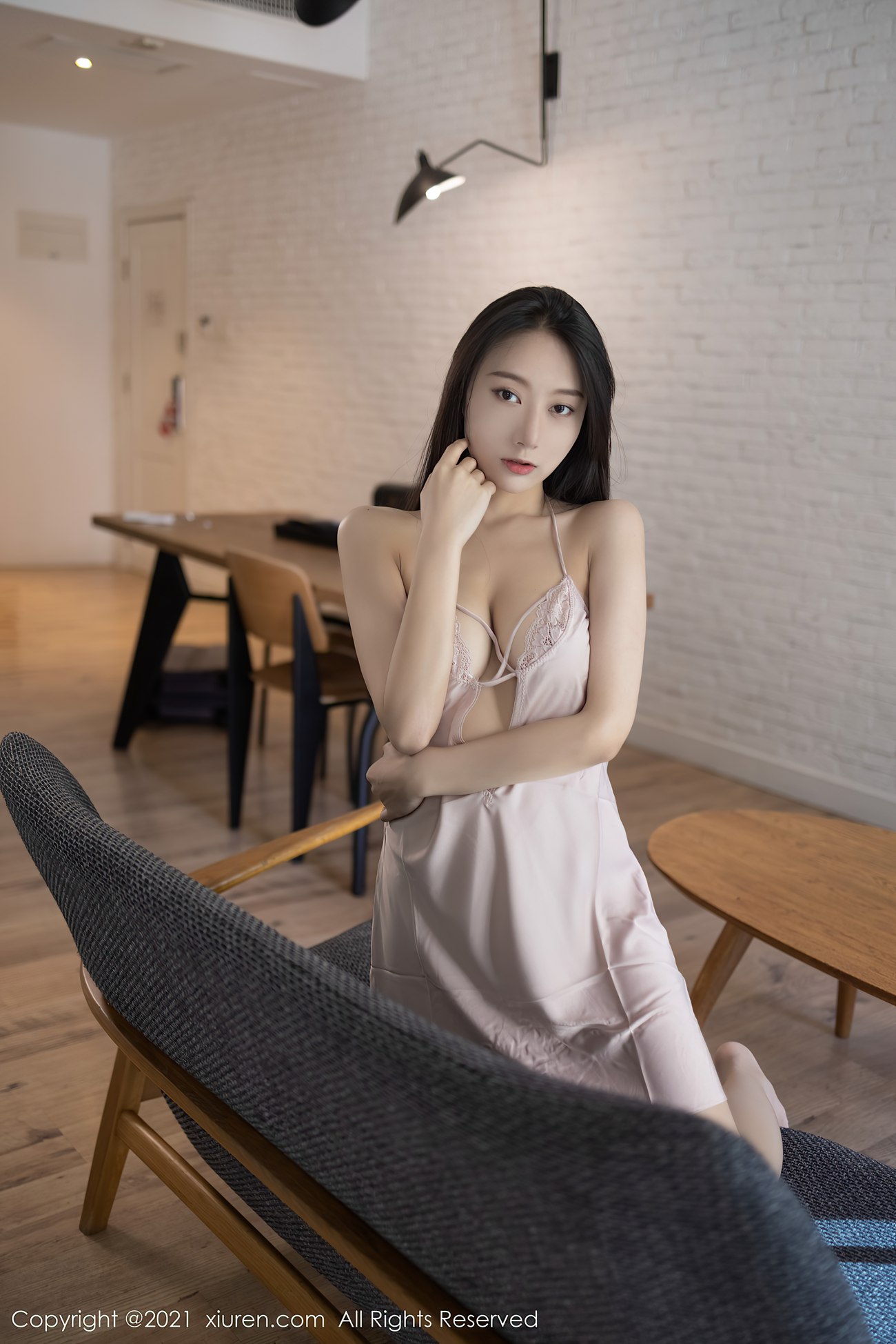 图片[30]-[Xiuren秀人网]2021.09.28 NO.4006 何嘉颖[49+1P] – 速更版-美库