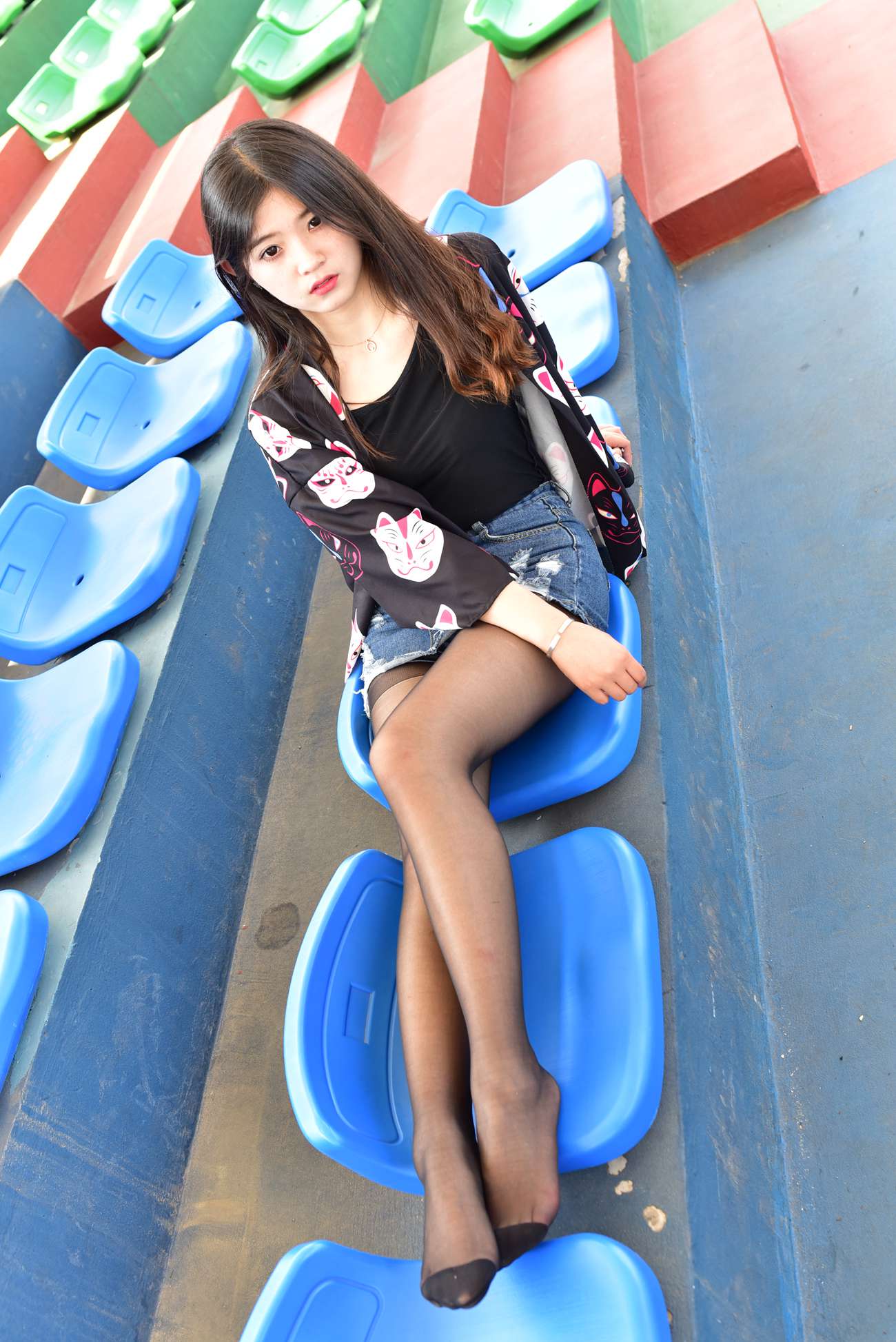 图片[23]-大生模拍 NO.248 操场牛仔裙黑丝[25P] – 速更版-美库