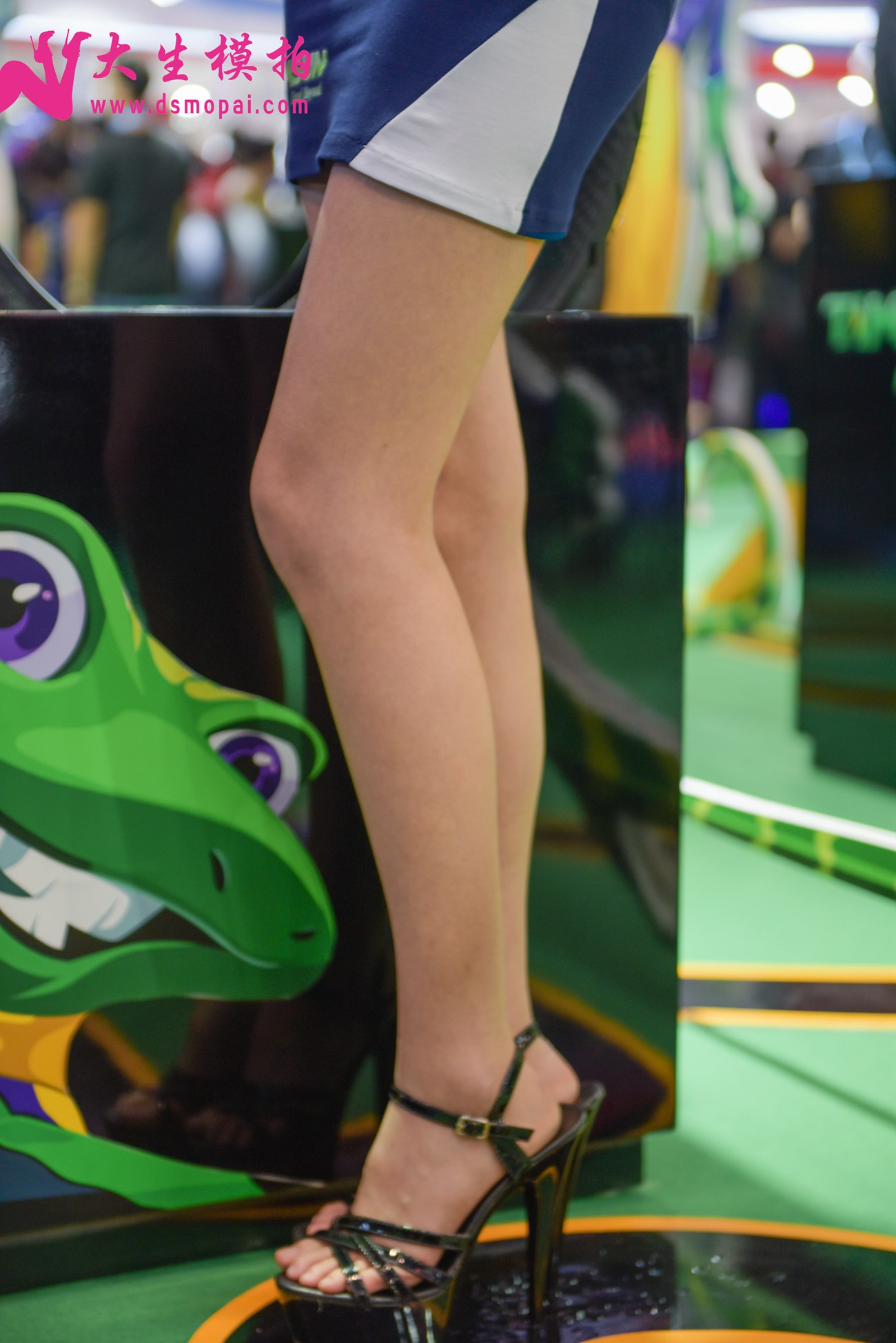 图片[25]-大生模拍 NO.249 第十八届中国国际摩托车展览会模特[50P] – 速更版-美库