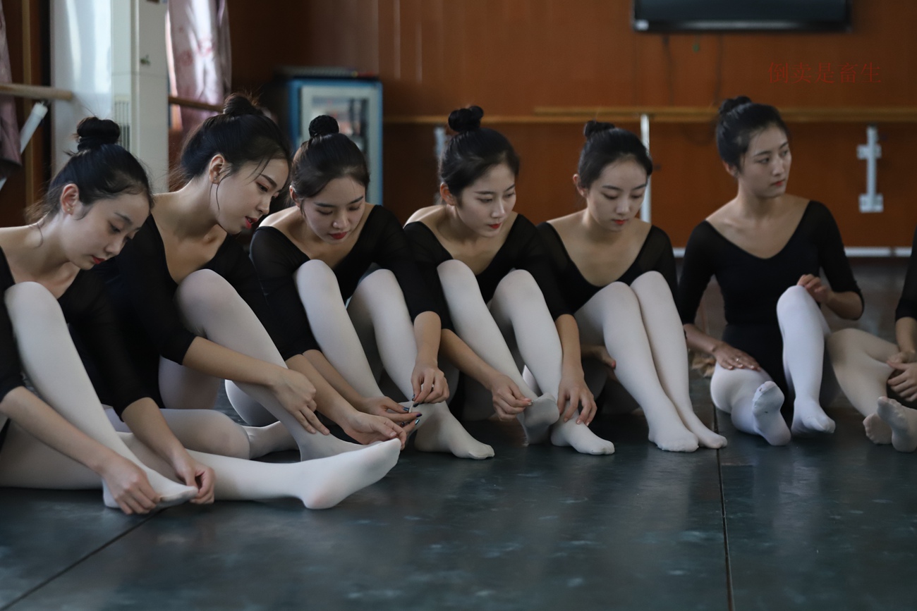 图片[32]-大西瓜爱牙膏-早期作品-W001 舞蹈统一 007 [45P] – 速更版-美库