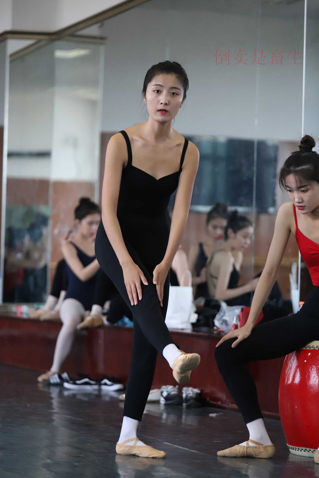 图片[30]-大西瓜爱牙膏-早期作品-W003 舞蹈芭裤 001 [160P] – 速更版-美库