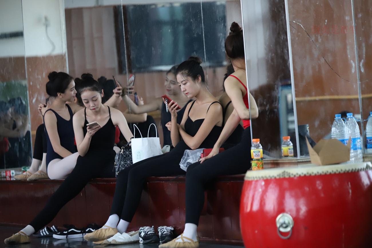 图片[82]-大西瓜爱牙膏-早期作品-W003 舞蹈芭裤 001 [160P] – 速更版-美库