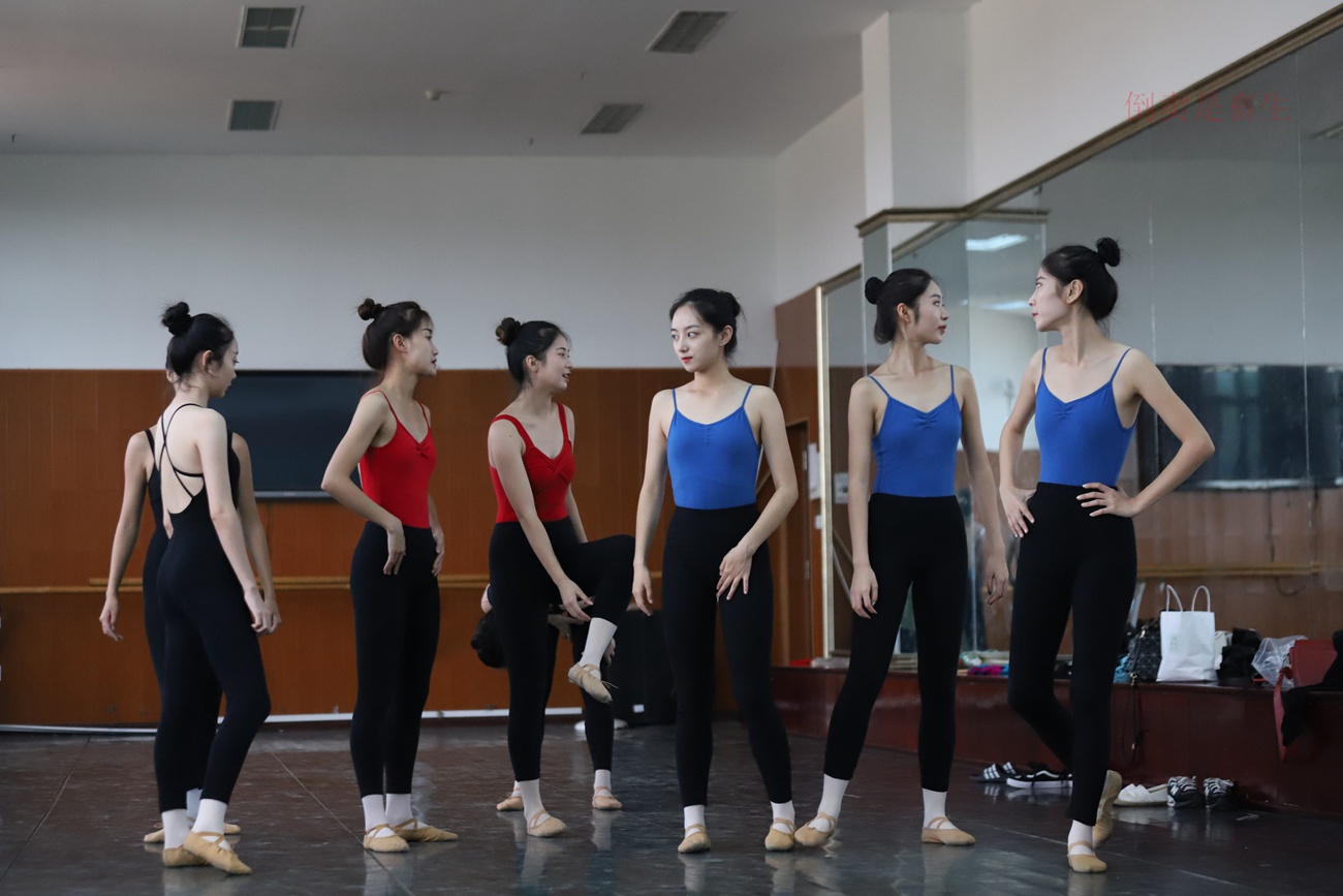 图片[109]-大西瓜爱牙膏-早期作品-W003 舞蹈芭裤 001 [160P] – 速更版-美库