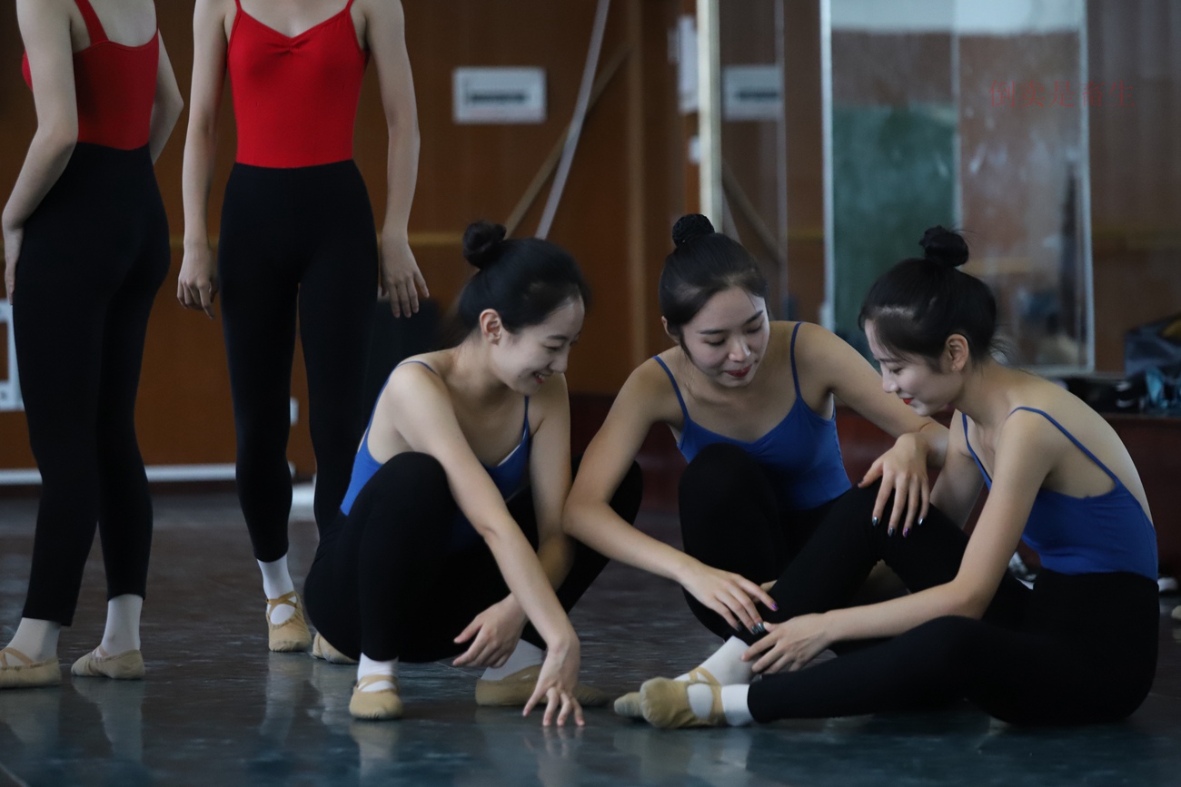 图片[130]-大西瓜爱牙膏-早期作品-W003 舞蹈芭裤 001 [160P] – 速更版-美库