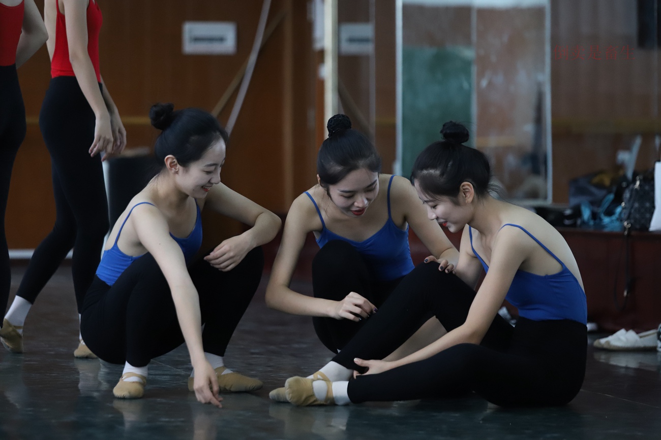 图片[131]-大西瓜爱牙膏-早期作品-W003 舞蹈芭裤 001 [160P] – 速更版-美库