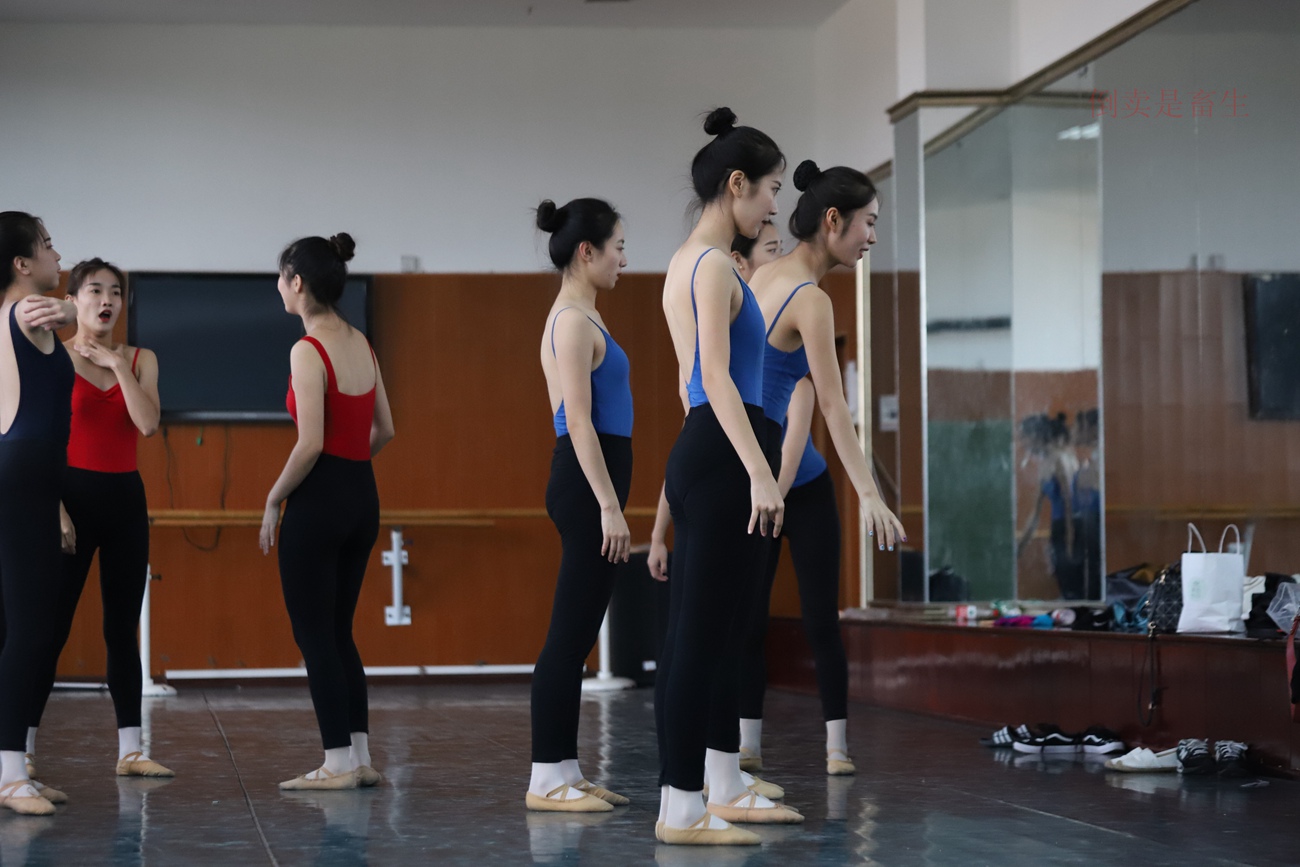 图片[146]-大西瓜爱牙膏-早期作品-W003 舞蹈芭裤 001 [160P] – 速更版-美库