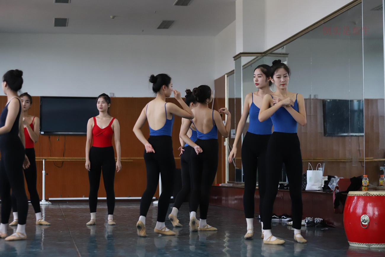 图片[149]-大西瓜爱牙膏-早期作品-W003 舞蹈芭裤 001 [160P] – 速更版-美库