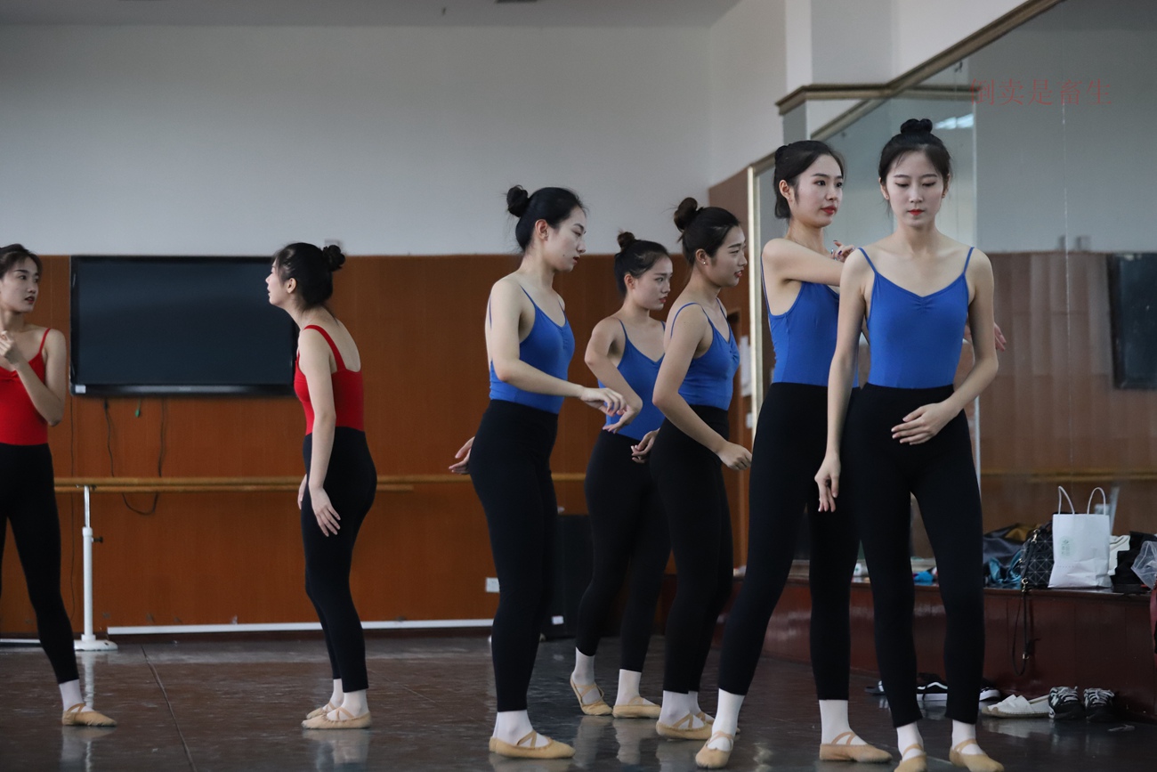 图片[151]-大西瓜爱牙膏-早期作品-W003 舞蹈芭裤 001 [160P] – 速更版-美库