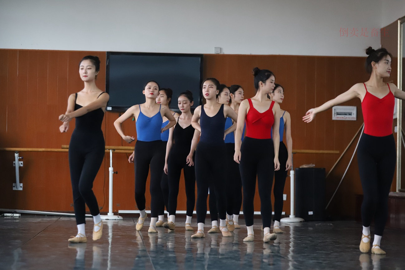 图片[130]-大西瓜爱牙膏-早期作品-W003 舞蹈芭裤 002 [154P] – 速更版-美库