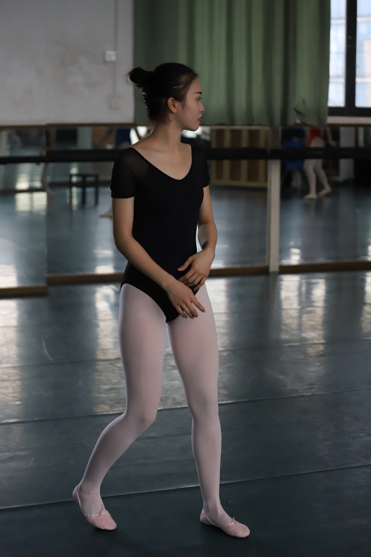 图片[19]-大西瓜爱牙膏-早期作品-W004 多色舞蹈服 001[79P] – 速更版-美库