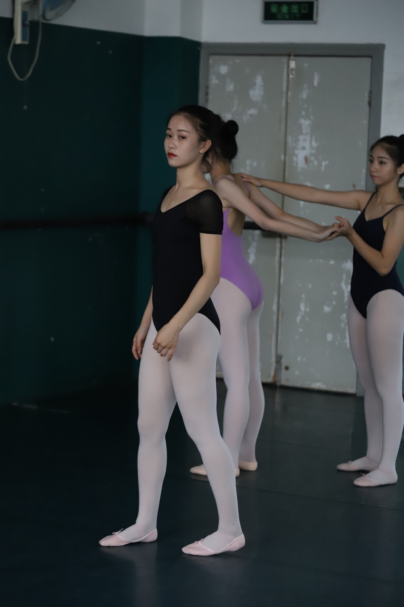 图片[40]-大西瓜爱牙膏-早期作品-W004 多色舞蹈服 001[79P] – 速更版-美库