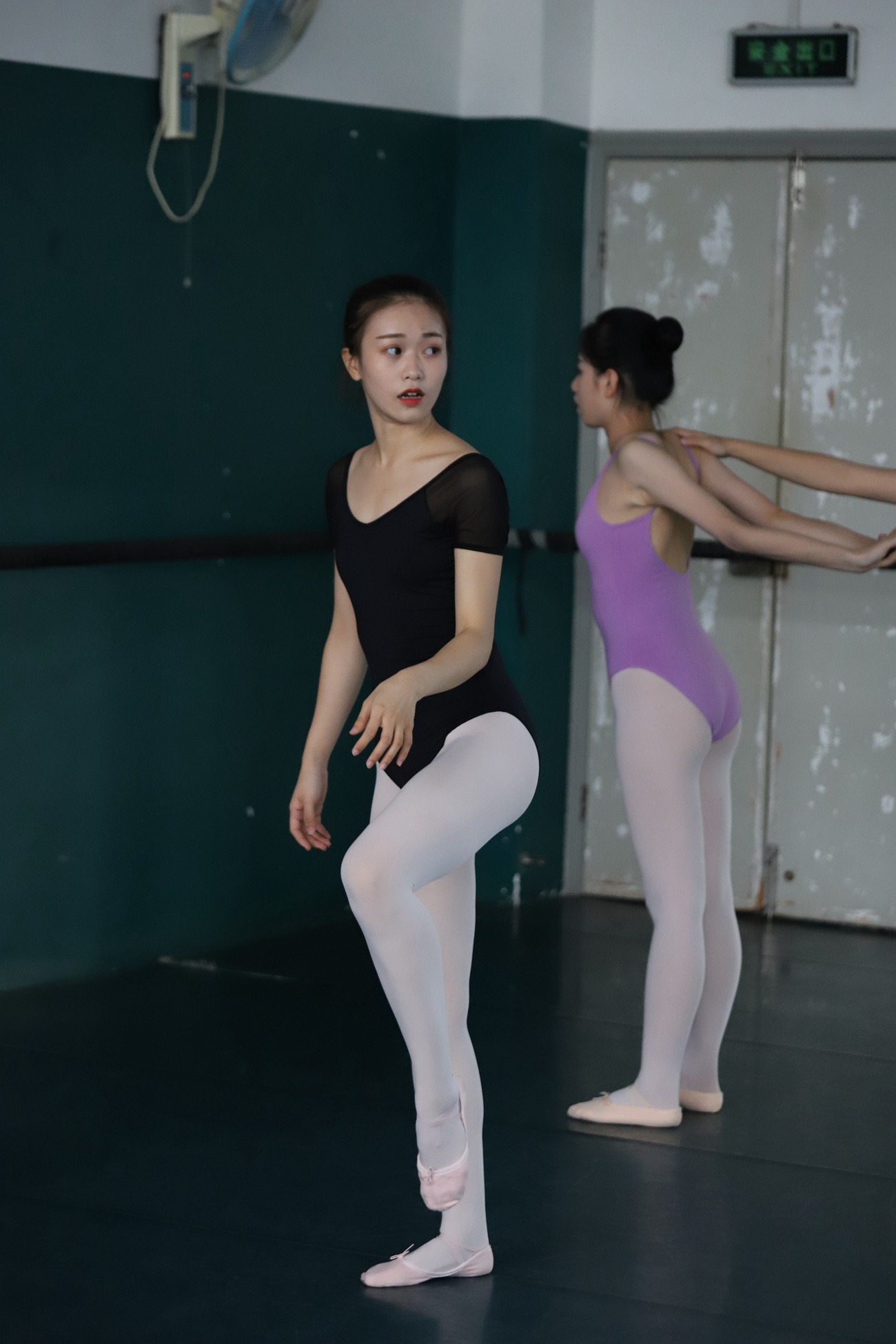 图片[41]-大西瓜爱牙膏-早期作品-W004 多色舞蹈服 001[79P] – 速更版-美库