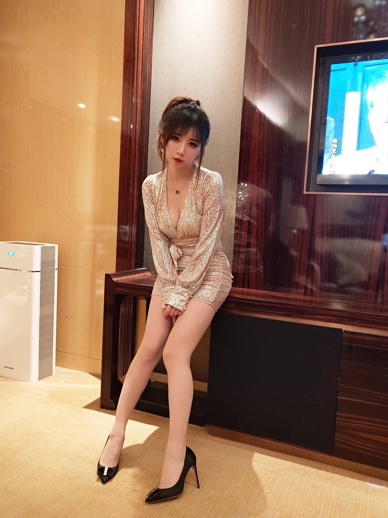 图片[20]-小女巫露娜 – 亮片裙肉丝[22P] – 速更版-美库