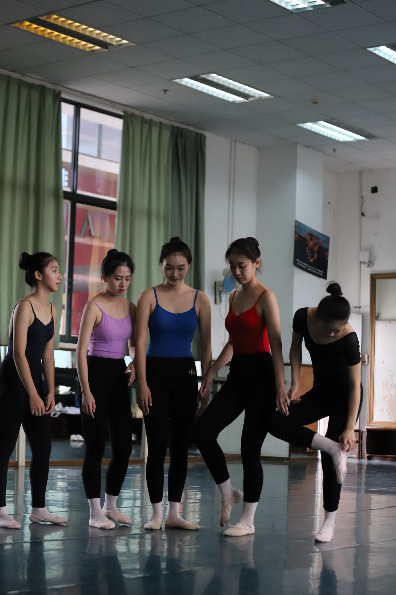 图片[15]-大西瓜爱牙膏-早期作品-W004 多色舞蹈服 006 [64P] – 速更版-美库