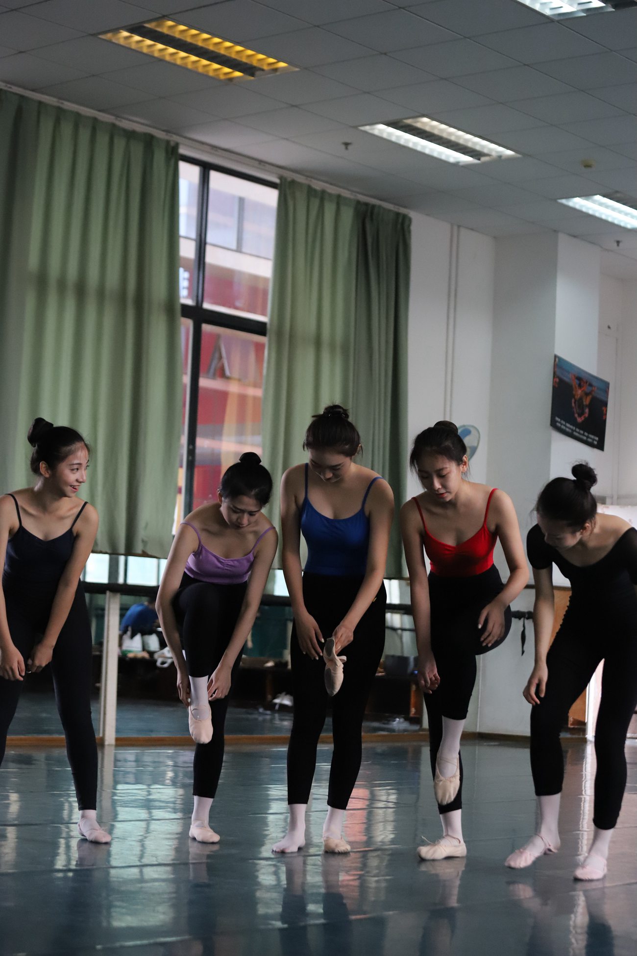 图片[18]-大西瓜爱牙膏-早期作品-W004 多色舞蹈服 006 [64P] – 速更版-美库