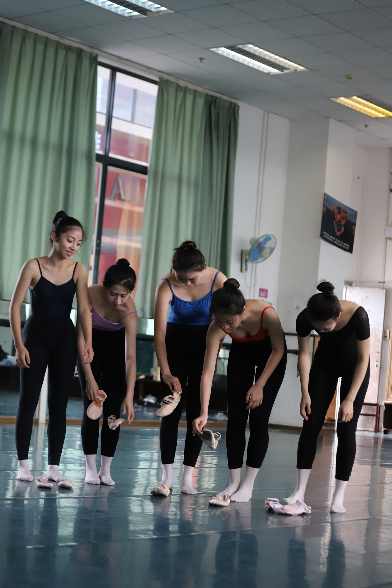 图片[27]-大西瓜爱牙膏-早期作品-W004 多色舞蹈服 006 [64P] – 速更版-美库